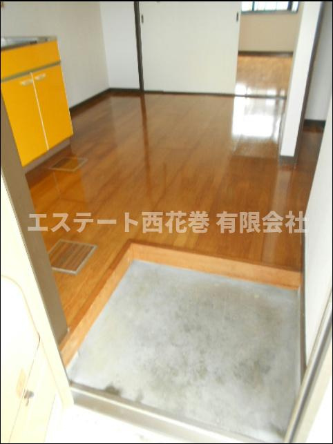 コーポ葵の玄関