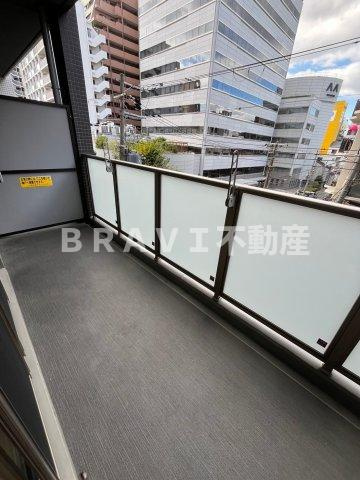 グランルージュ谷町六丁目　BRAVI不動産のバルコニー|【グランルージュ谷町六丁目】暖かな日差しのふりそそぐバルコニー