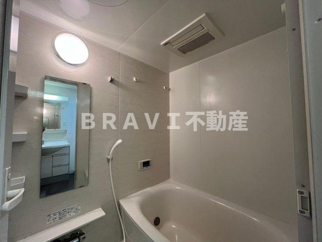グランルージュ谷町六丁目　BRAVI不動産の浴室|【グランルージュ谷町六丁目】使いやすいお風呂です