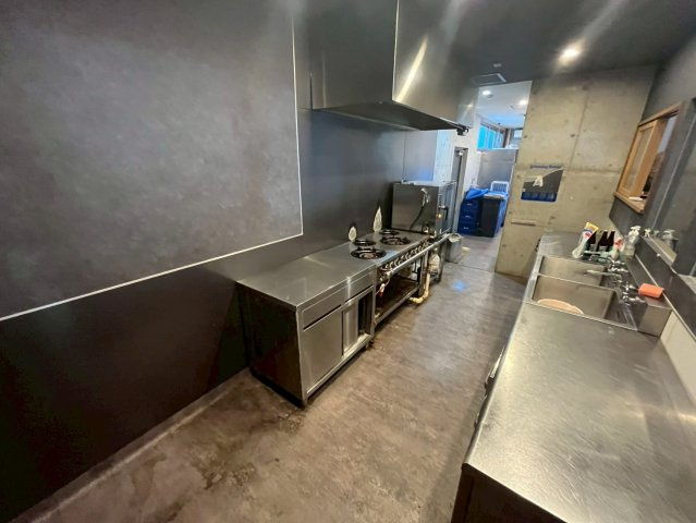 B CITY ART RESIDENCE CENTRAL PARKの内装|室内設備(照明や厨房機器等)は全て撤去予定です。