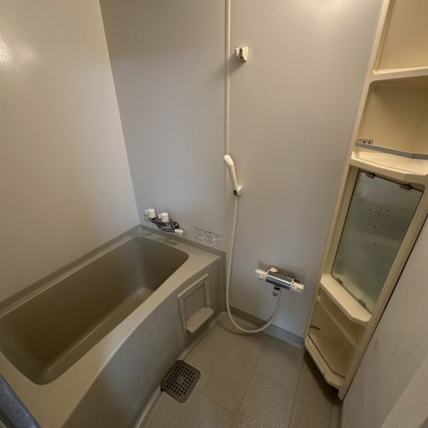 ハイツグリーンサイド水元の浴室