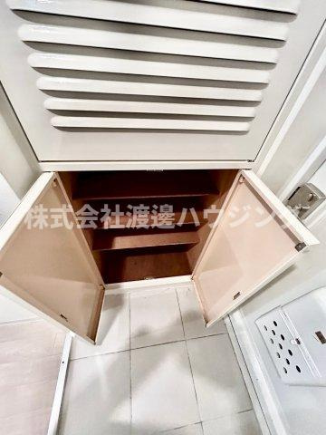 コーポイラスの収納|玄関収納