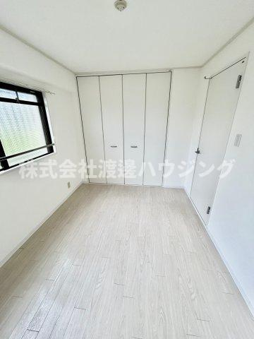 コーポイラスの洋室