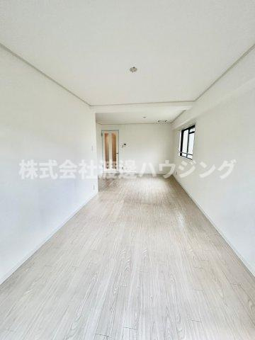 コーポイラスの居間・リビング