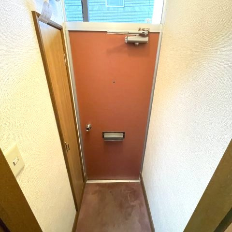 アークの玄関