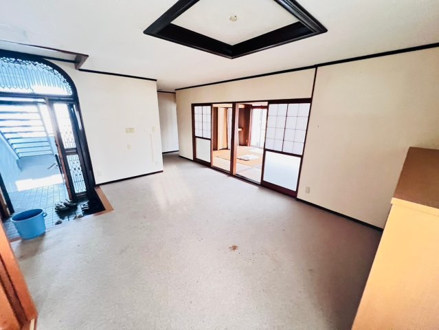 美合町入込貸店舗の内装