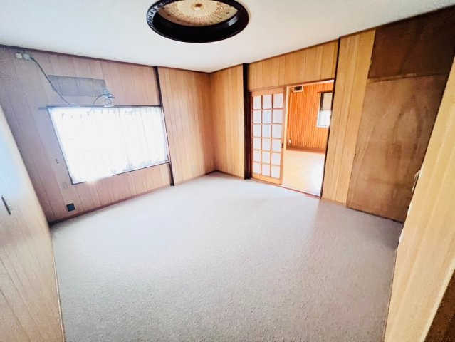 美合町入込貸店舗の内装