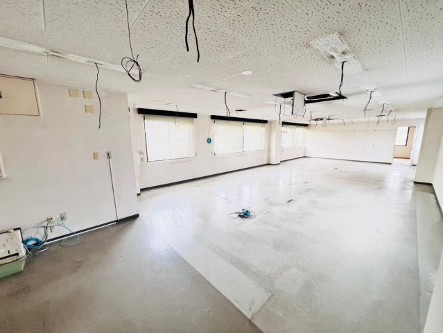 美合町入込貸店舗の内装