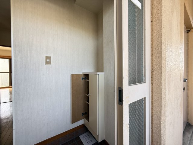 コーポYAMAMOTOの玄関