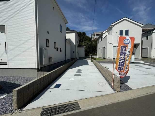 市川市柏井町4丁目新築戸建（柏井町23-1期）の駐車場|2号棟駐車スペース・縦列２台駐車可