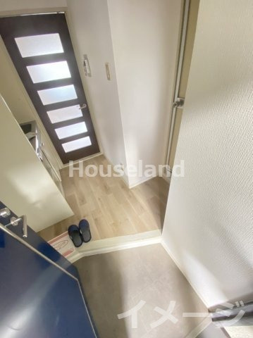 DSSビルアロチの玄関