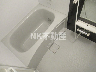 【浴室】 | リュクスシティー永和（河内永和賃貸） | 同仕様タイプのイメージです