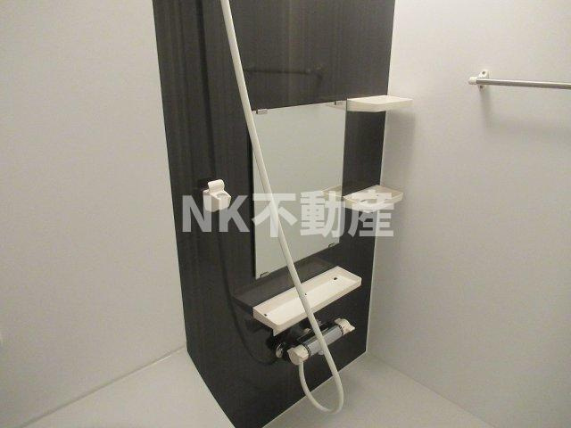 【浴室】 | リュクスシティー永和（河内永和賃貸） | 同仕様タイプのイメージです