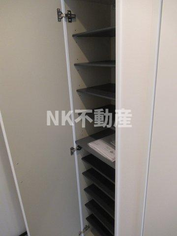 【玄関】 | リュクスシティー永和（河内永和賃貸） | 同仕様タイプのイメージです