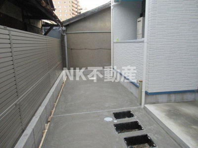 【ロビー】 | リュクスシティー永和（河内永和賃貸） | 敷地内です