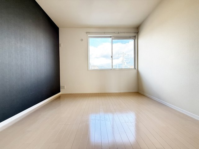 グラード杉井流の洋室