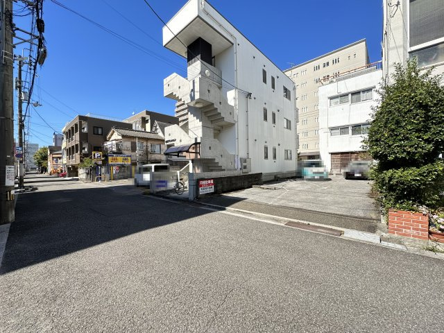 山﨑マンション（南はりまや町）の外観