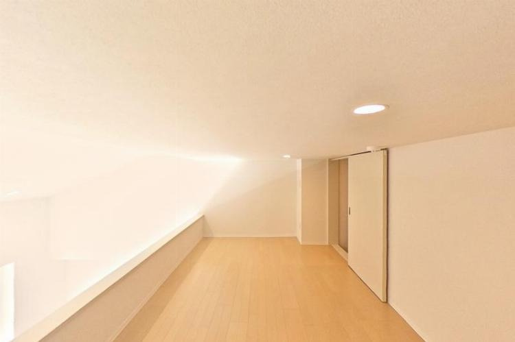 高知駅スクエアの洋室|物件の画像11