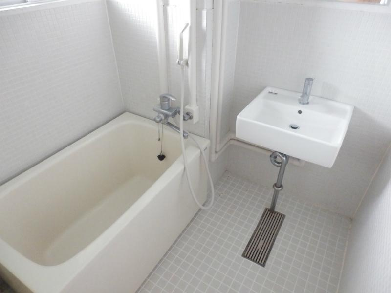 Ｎ＆Ａ ＡＰＡＲＴＭＥＮＴの浴室