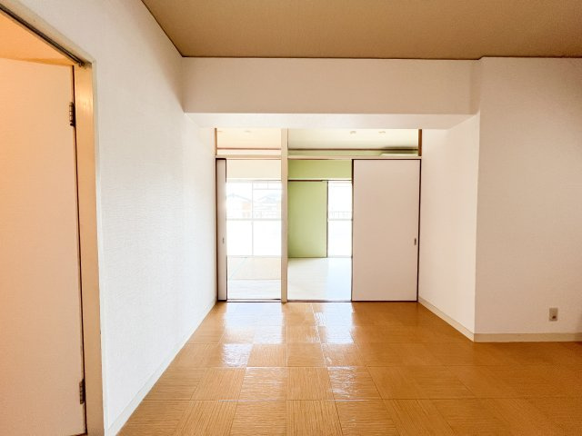 第３山崎マンションの居間・リビング