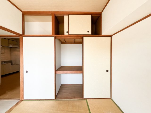 第３山崎マンションの収納