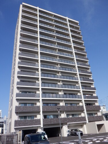 サーパス高知駅レジデンスの外観|建物外観：前回募集時/2022年10月の写真     （2022年10月撮影）