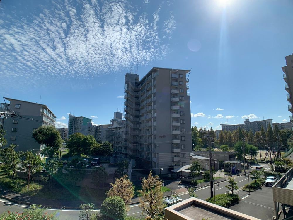 ディーレスティア香里ヶ丘の展望|物件からの展望
■物件内覧・資金計画相談・住宅ローン相談、リフォーム相談、お問合せ受付中■
※当日・翌日のご内覧、ご相談はお電話でのお問合せがスムーズです！