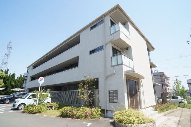 ベレオ宝塚B棟の外観