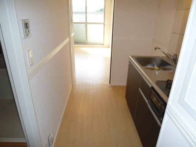 フェニックス スウィートの内装|キッチン