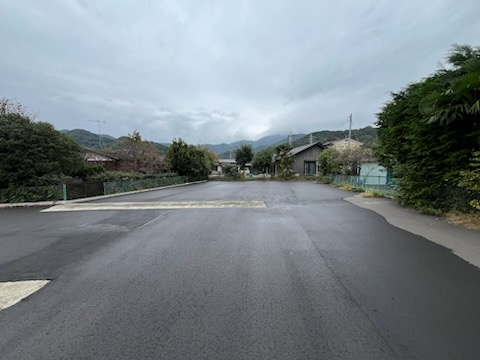 伊勢原市上粕屋坂本土地の駐車場