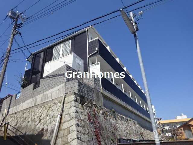 サンシャイン高丸の外観