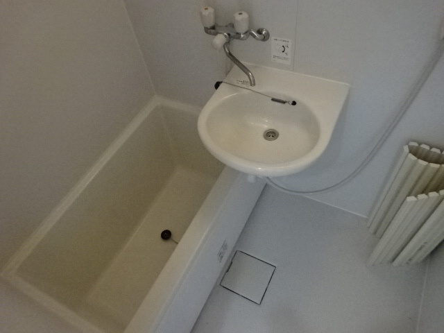 サンシャイン高丸の浴室