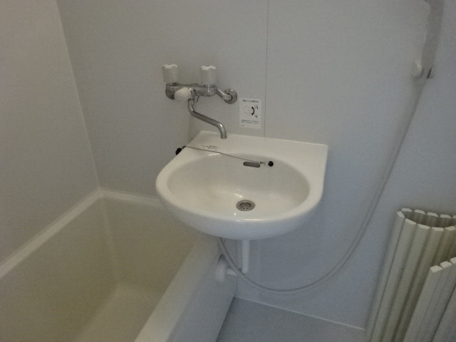 サンシャイン高丸の洗面所