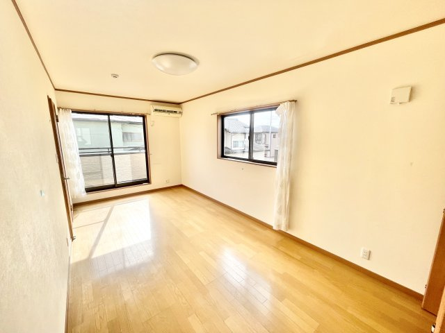 【中古戸建】高崎市浜尻町の洋室|■洋室