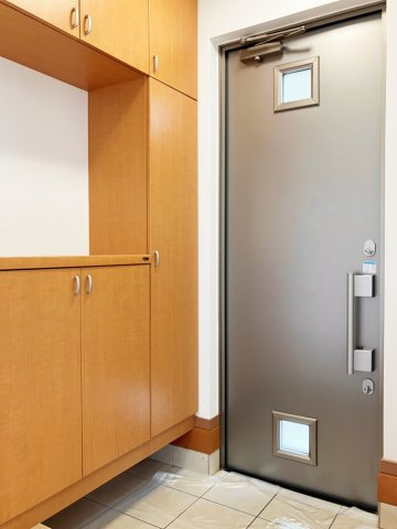 千葉市稲毛区宮野木町戸建③の玄関