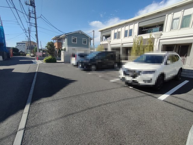コルニオーロの駐車場