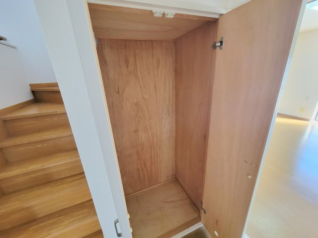 ロイヤル静和テラスハウスの収納