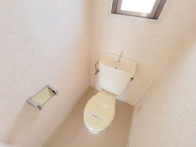 ロイヤル静和テラスハウスのトイレ