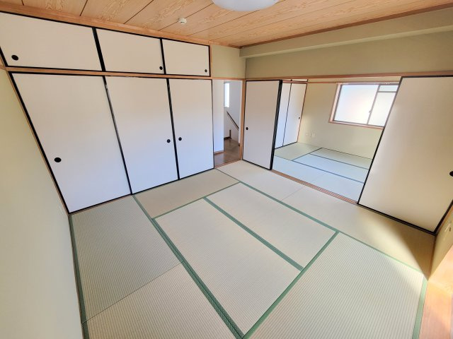 ロイヤル静和テラスハウスの和室