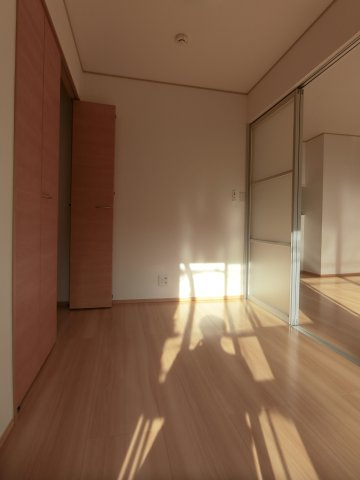 ハイツ池ノ里の寝室