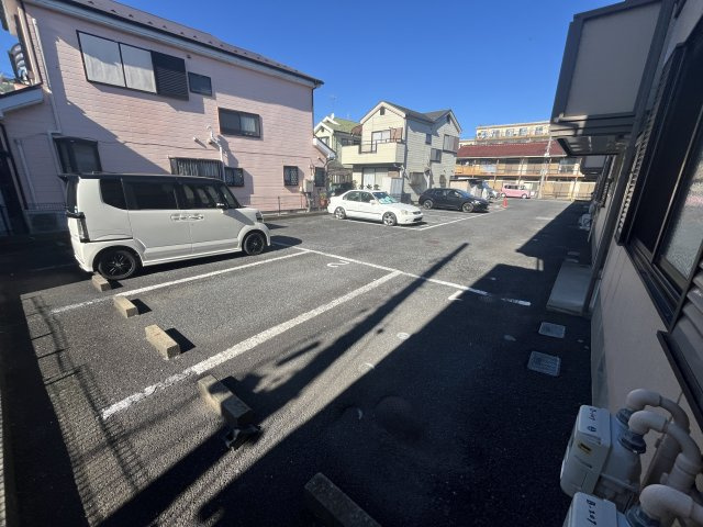コーポ浜野の駐車場