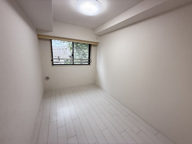 八王子北野台パークホームズの洋室|～4.6帖の洋室です～