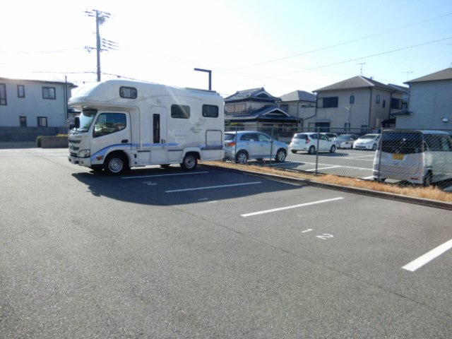 フラン神戸の駐車場