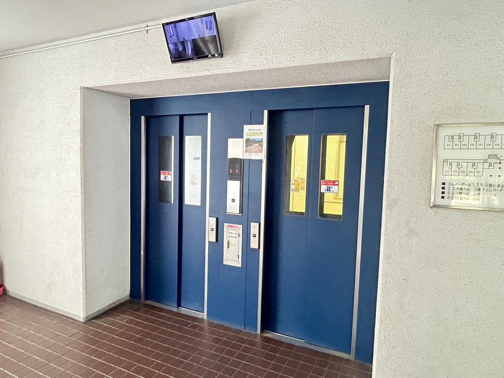 寝屋川東ファミリータウン中２番館のその他共用部分|エレベーター
■物件内覧・資金計画相談・住宅ローン相談、リフォーム相談、お問合せ受付中■
※当日・翌日のご内覧、ご相談はお電話でのお問合せがスムーズです！