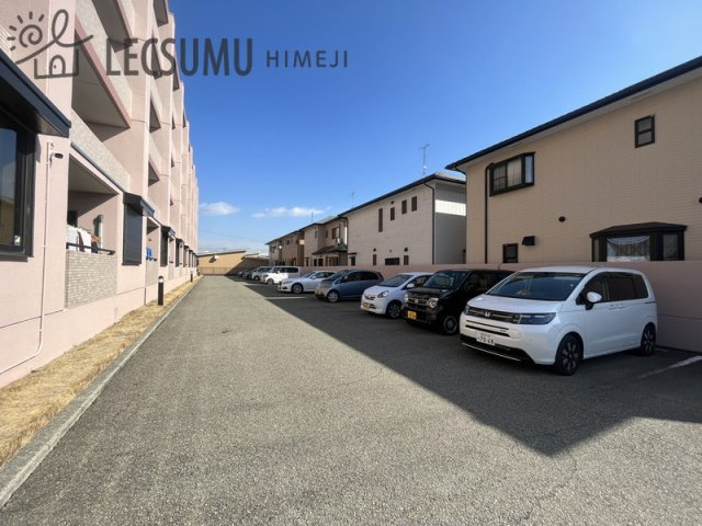 ライフコート北野の駐車場