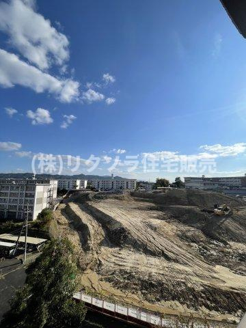 オークヒルズ香里三番館の展望|■物件内覧・資金計画相談・住宅ローン相談、リフォーム相談、お問合せ受付中■
※当日・翌日のご内覧、ご相談はお電話でのお問合せがスムーズです！