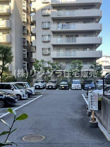 オークヒルズ香里三番館の駐車場|■物件内覧・資金計画相談・住宅ローン相談、リフォーム相談、お問合せ受付中■
※当日・翌日のご内覧、ご相談はお電話でのお問合せがスムーズです！