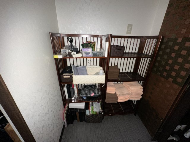 津山市上河原　エステサロン跡の内装