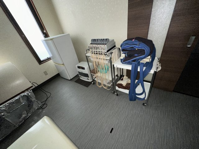 津山市上河原　エステサロン跡の内装
