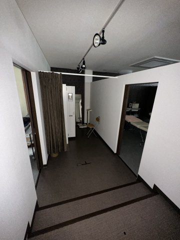 津山市上河原　エステサロン跡の内装